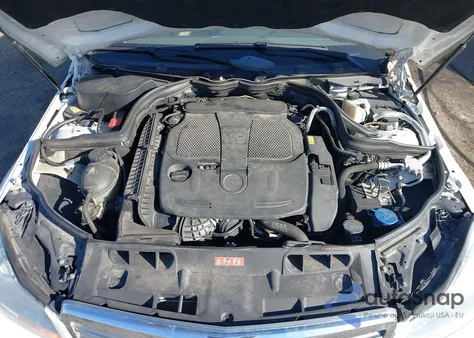 2013 Mercedes-Benz C 300 Luxury 4Matic from USA, damaged, VIN WDDGF8AB7DA786221